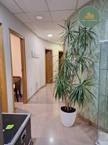 Local comercial en alquiler en A Coruña, CORTE INGLES photo 0