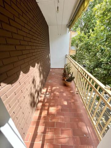 Piso en alquiler en Granada, Barrio de La Cruz photo 0