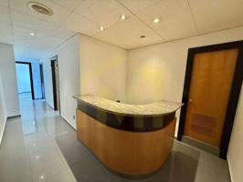 Oficina en alquiler en Oviedo photo 0
