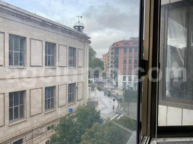 Piso en alquiler en Valladolid, Centro photo 0