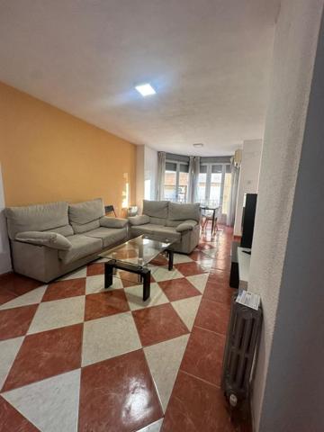 Piso en alquiler en Granada, Alhamar photo 0