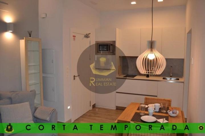 Apartamento en alquiler en Granada, Realejo photo 0