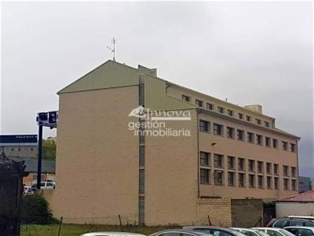 Edificio en alquiler en Segovia, Calle de Guadarrama, 40006 photo 0