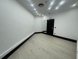 Oficina en alquiler en Bilbao, Moyua photo 0