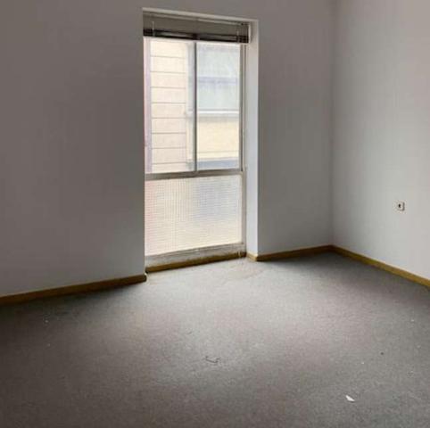 Local comercial en alquiler en Girona photo 0