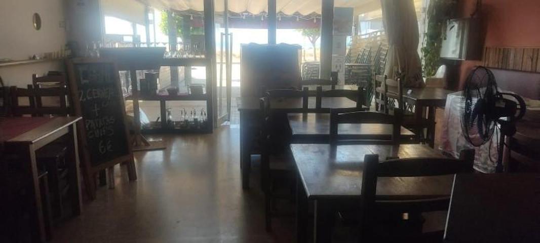 Local comercial en alquiler en Cubelles, Maritim photo 0