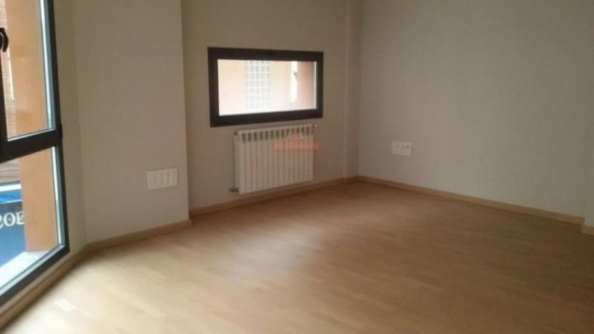 Oficina en alquiler en Albacete, Centro-Carretas photo 0