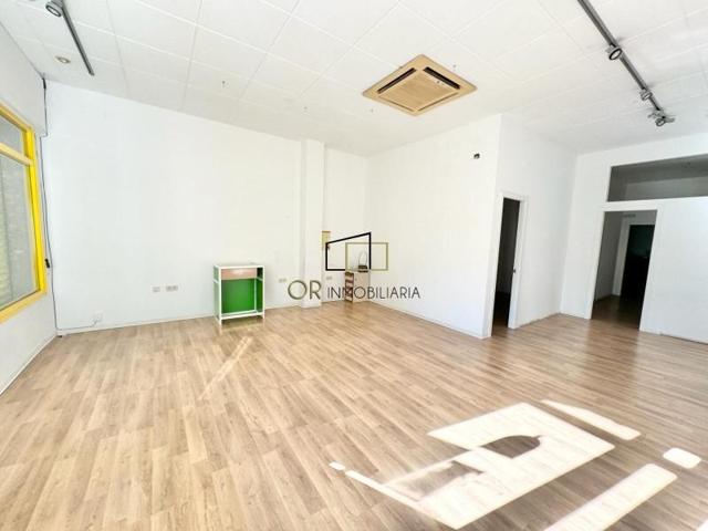 Local comercial en alquiler en Vilafranca del Penedès, Espirall photo 0