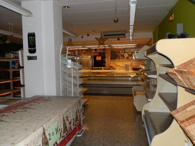 Local comercial en alquiler en Terrassa, Antic poble de sant pere photo 0