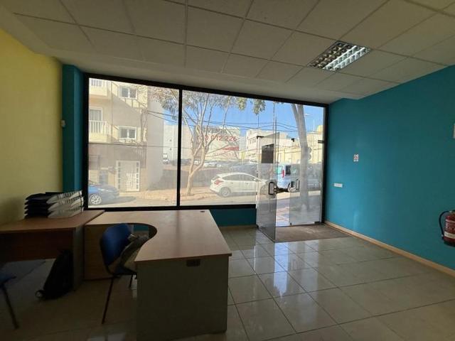 Local comercial en alquiler en Arrecife, Arrecife Centro photo 0