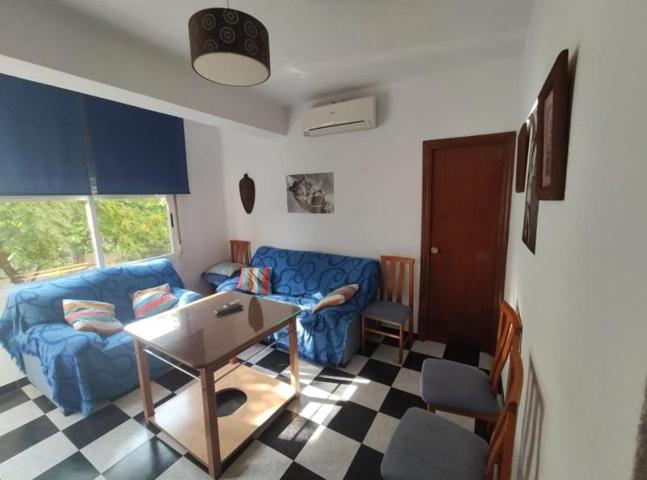 Apartamento en alquiler en Granada, Calle Doctor Pareja Yébenes, 18012 photo 0