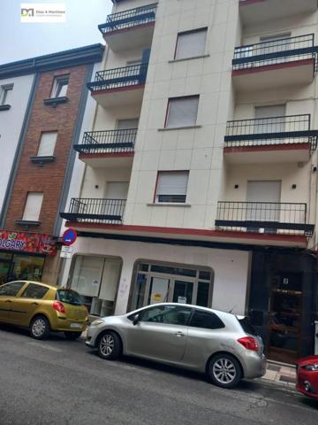 Local comercial en alquiler en León, La Palomera photo 0