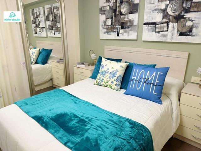 Apartamento en alquiler en Benidorm, Playa de Poniente photo 0