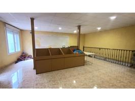 Local comercial en alquiler en Valdetorres de Jarama photo 0