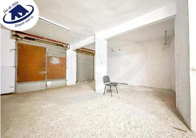 Local comercial en alquiler en Barberà del Vallès, Parc d´Europa photo 0