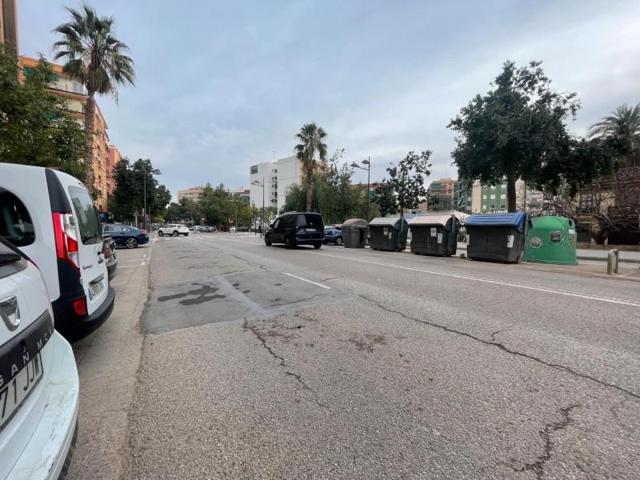 Local comercial en alquiler en Valencia, Malilla photo 0
