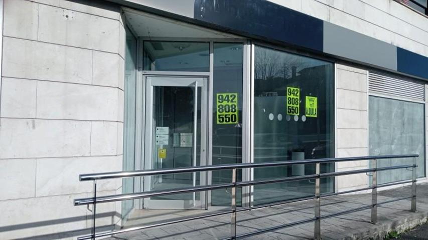 Local comercial en alquiler en Vargas, Vargas photo 0