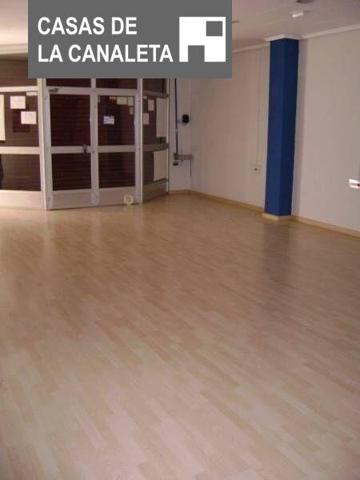 Local comercial en alquiler en Mislata, Distrito los juzgados photo 0