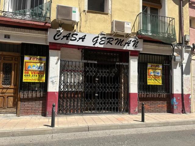 Local comercial en alquiler en Zaragoza, Zaragoza photo 0