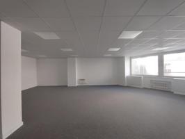 Oficina en alquiler en Bilbao, Abando photo 0