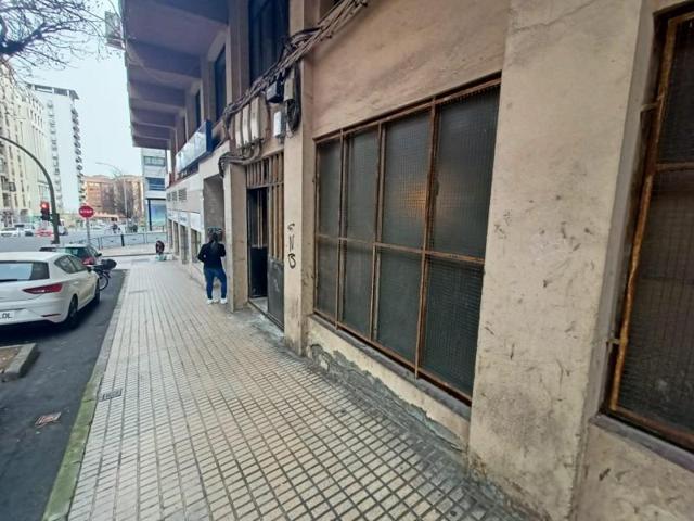 Local comercial en alquiler en Cáceres, AVENIDA DE ALEMANIA photo 0