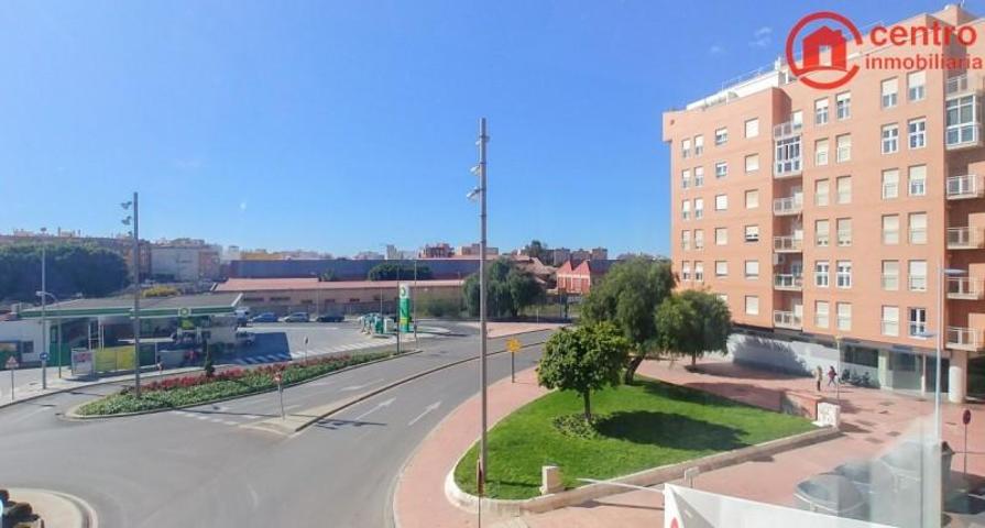 Piso en alquiler en Almería, Avda. Monserrat photo 0