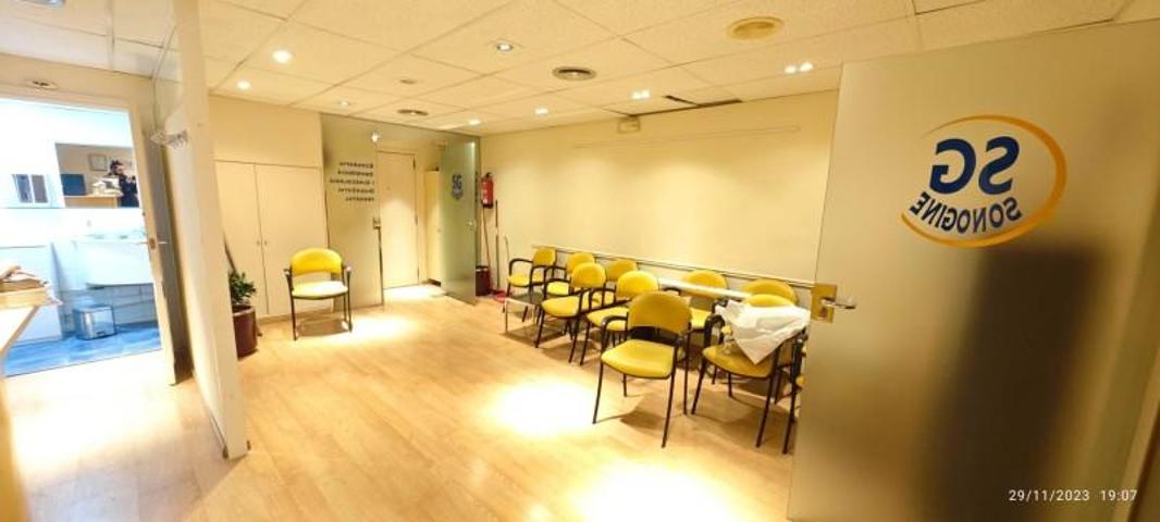 Oficina en alquiler en Barcelona, Sagrada Familia photo 0