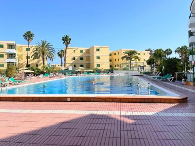 Apartamento en alquiler en San Bartolomé de Tirajana, Playa del Inglés photo 0