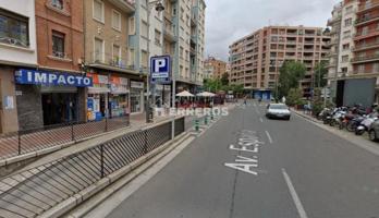 Local comercial en alquiler en Logroño, Vara De Rey photo 0