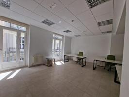Oficina en alquiler en Valencia, Sant Francesc photo 0