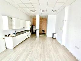 Local comercial en alquiler en Alcalá de Henares, Alcala de henares photo 0