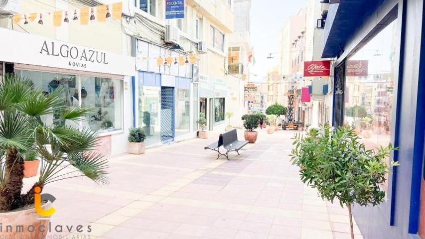 Local comercial en alquiler en Algeciras, Centro photo 0