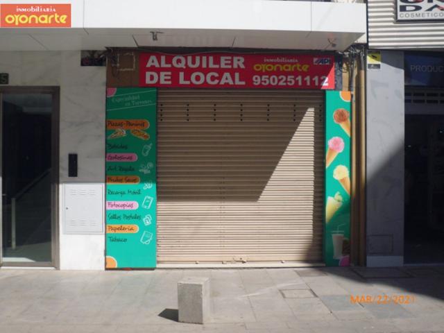 Local comercial en alquiler en Almería, Centro photo 0
