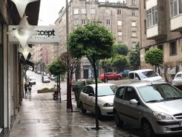 Local comercial en alquiler en Vigo, Vigo photo 0