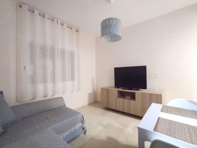 Apartamento en alquiler en Málaga, Capuchinos photo 0
