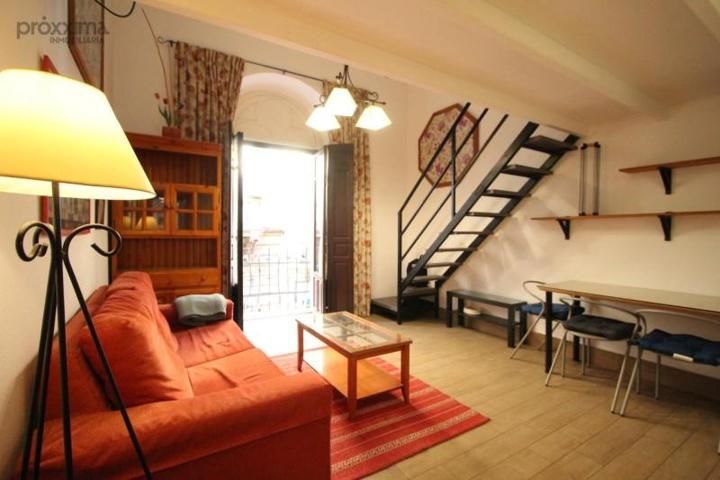 Apartamento en alquiler en Sevilla, Arenal - Museo - Tetuán photo 0