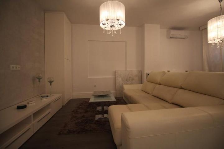 Adosada en alquiler en Mérida, Centro photo 0