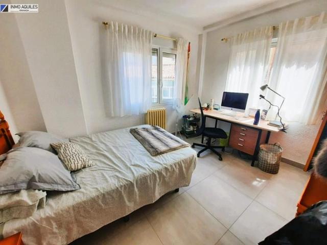 Piso en alquiler en Granada, Plaza einstein photo 0