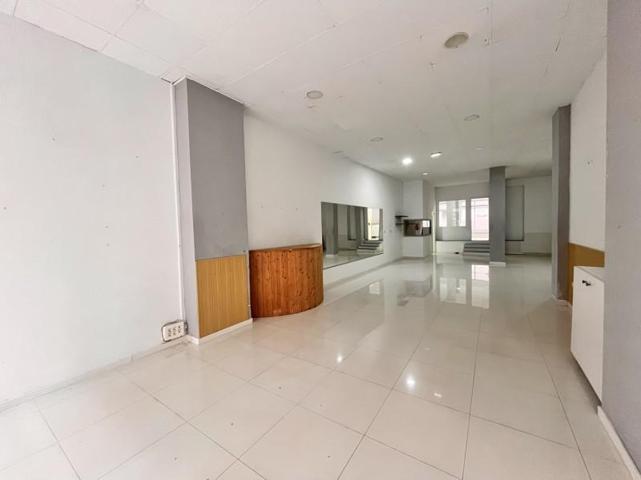 Local comercial en alquiler en Gijón, Gijón photo 0