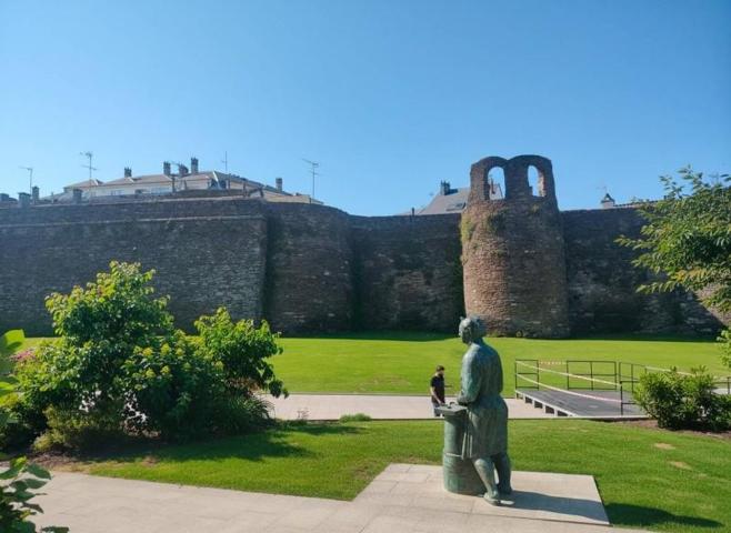 Apartamento en alquiler en Lugo, Centro photo 0
