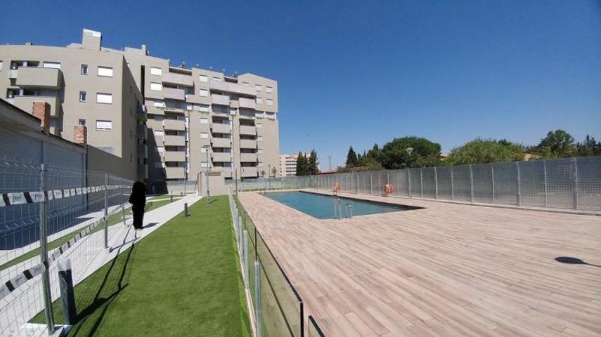 Piso en alquiler en Granada, CAMPUS DE LA SALUD photo 0