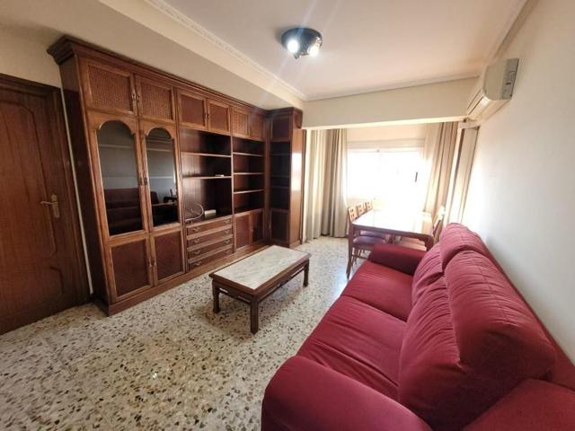 Piso en alquiler en Zaragoza, Delicias photo 0