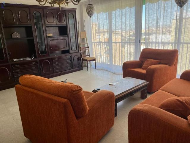 Piso en alquiler en Granada, Zaidín photo 0