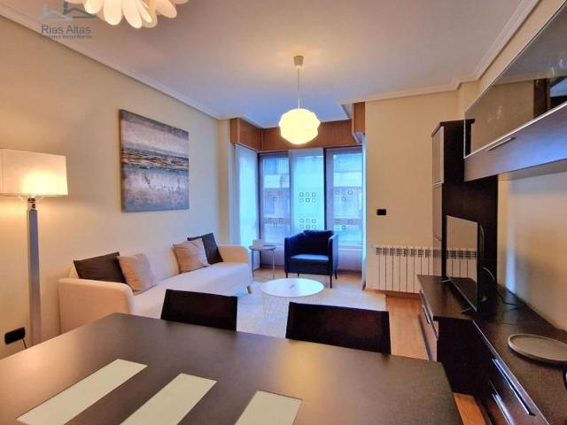 Apartamento en alquiler en A Coruña, Los Castros - Castrillón photo 0