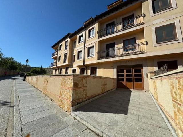 Piso en alquiler en Segovia, Calle los Cañuelos, 40001 photo 0