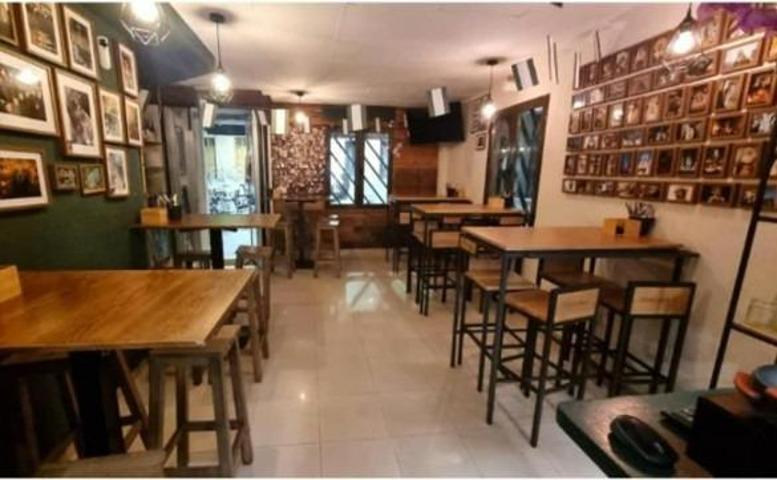 Local comercial en alquiler en Alicante, Casco Histórico-Santa Cruz photo 0