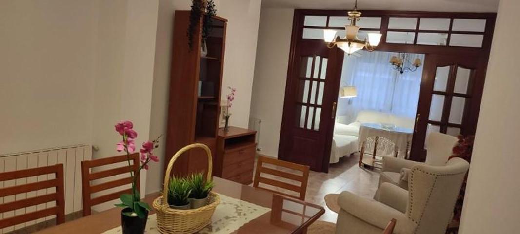 Piso en alquiler en Granada, Alhamar photo 0