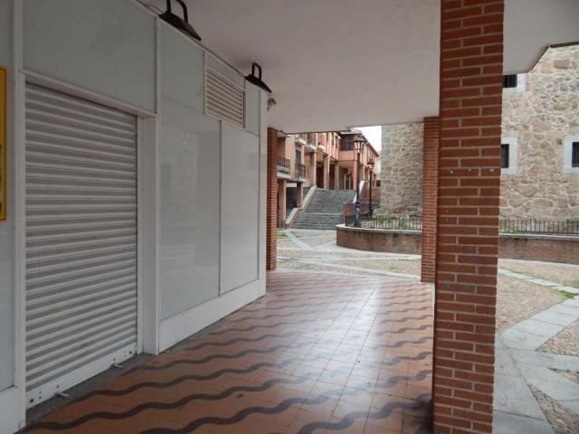 Local comercial en alquiler en Ávila, Centro photo 0