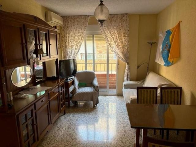 Piso en alquiler en Granada, Constitucion photo 0