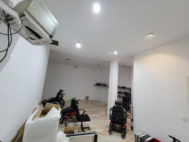 Local comercial en alquiler en Cáceres, ANTONIO HURTADO photo 0